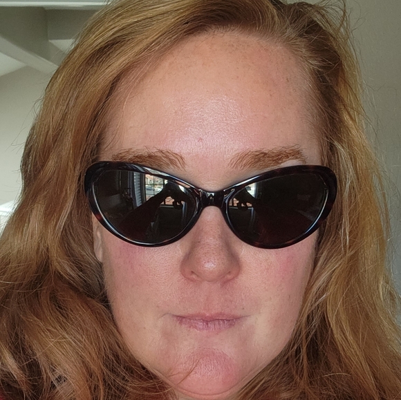 Authentic Tory Burch Cat eye sunglasses - Picture 4 of 4